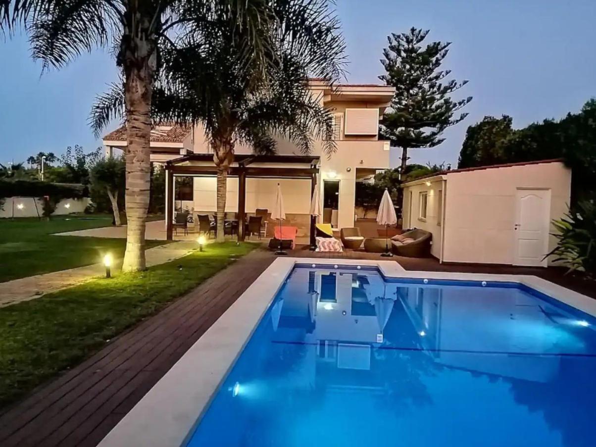 Casa Junto Al Mar Con Jardin Villa Almarda Exterior foto